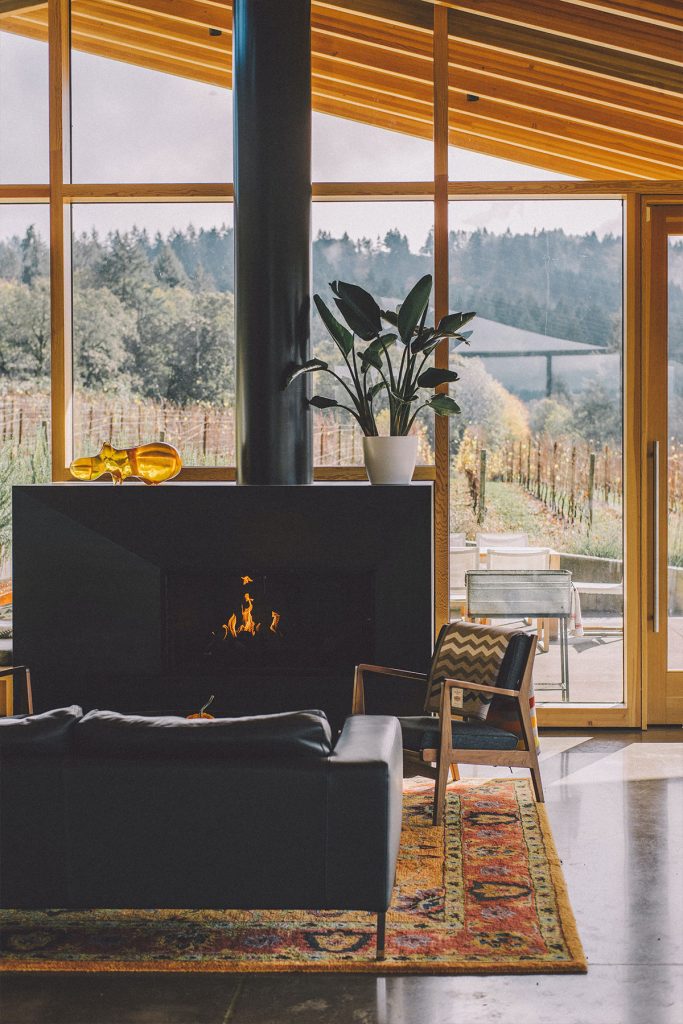 maria-orlova-m0-OqeKBj5s-unsplash2 svg+xml;charset=utf